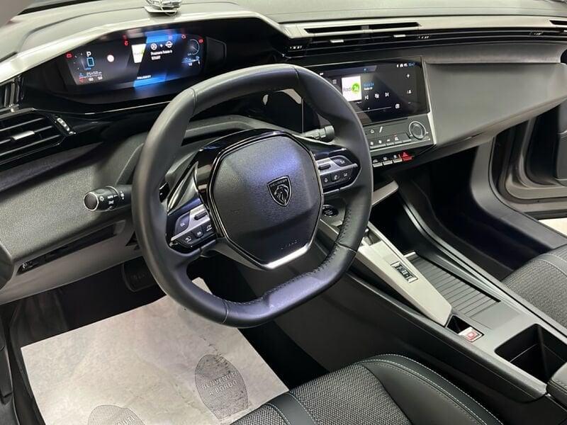 Peugeot 408 Allure Hybrid 136 e-DSC6 aut.