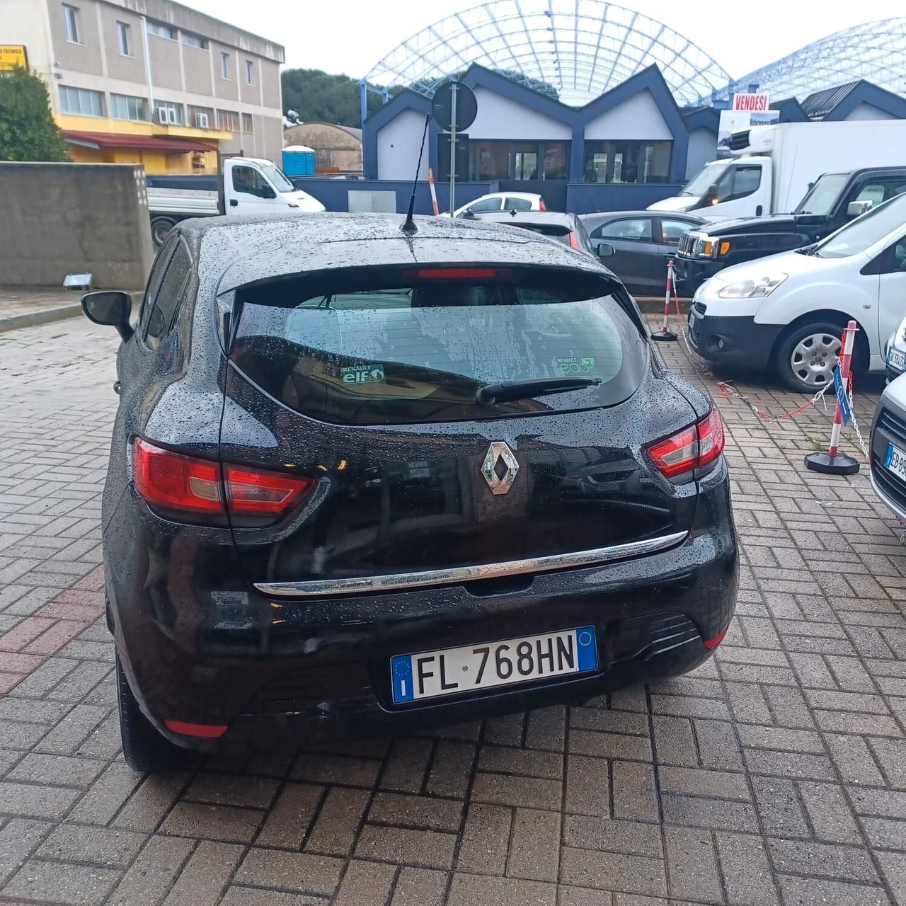 INDISTRUTTIBILE CLIO 1.5 EURO 6 PER NEOPATENTATI