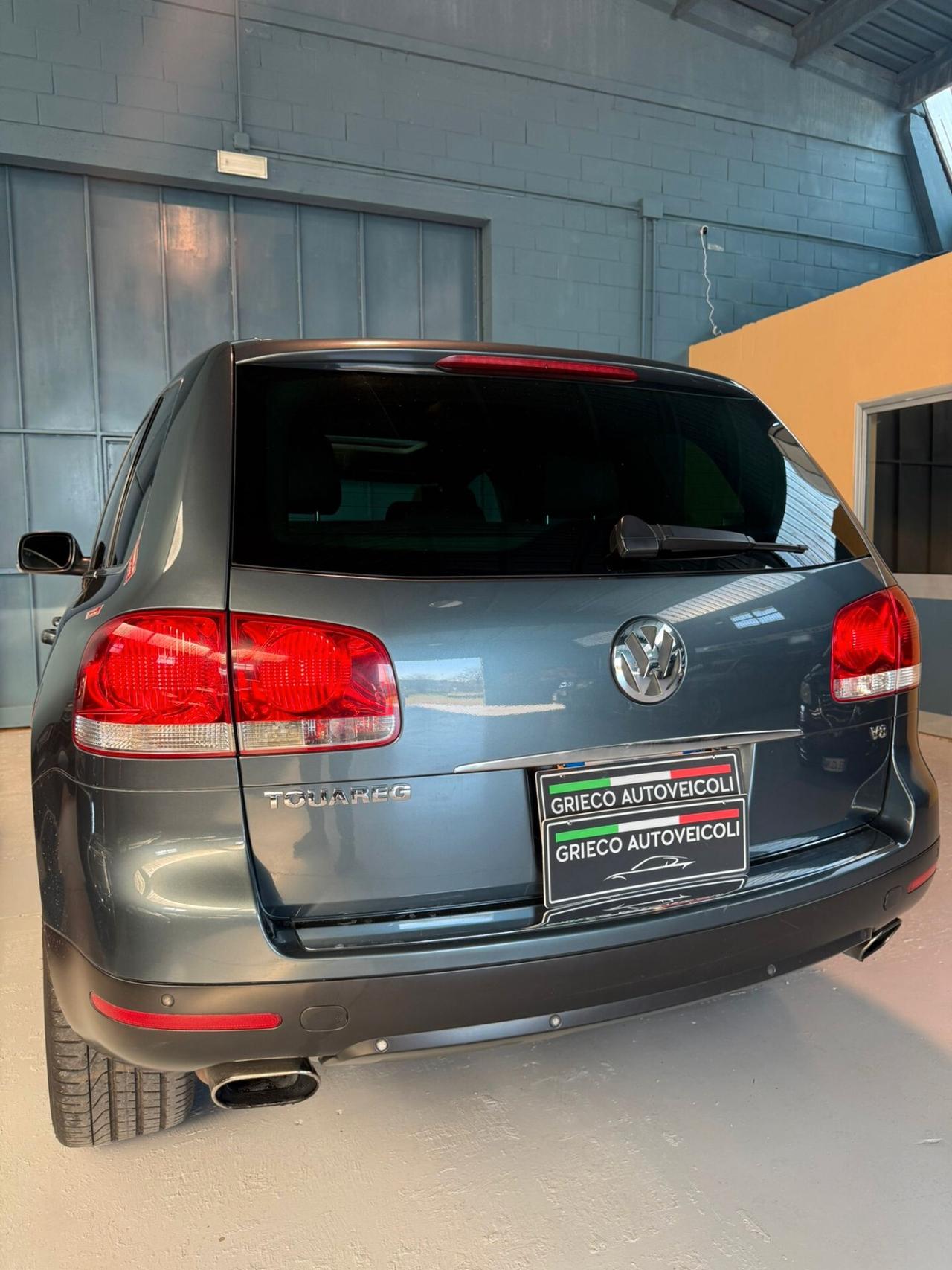 INTROVABILE TOUAREG 4.2 V8 ASI E GANCIO TRAINO