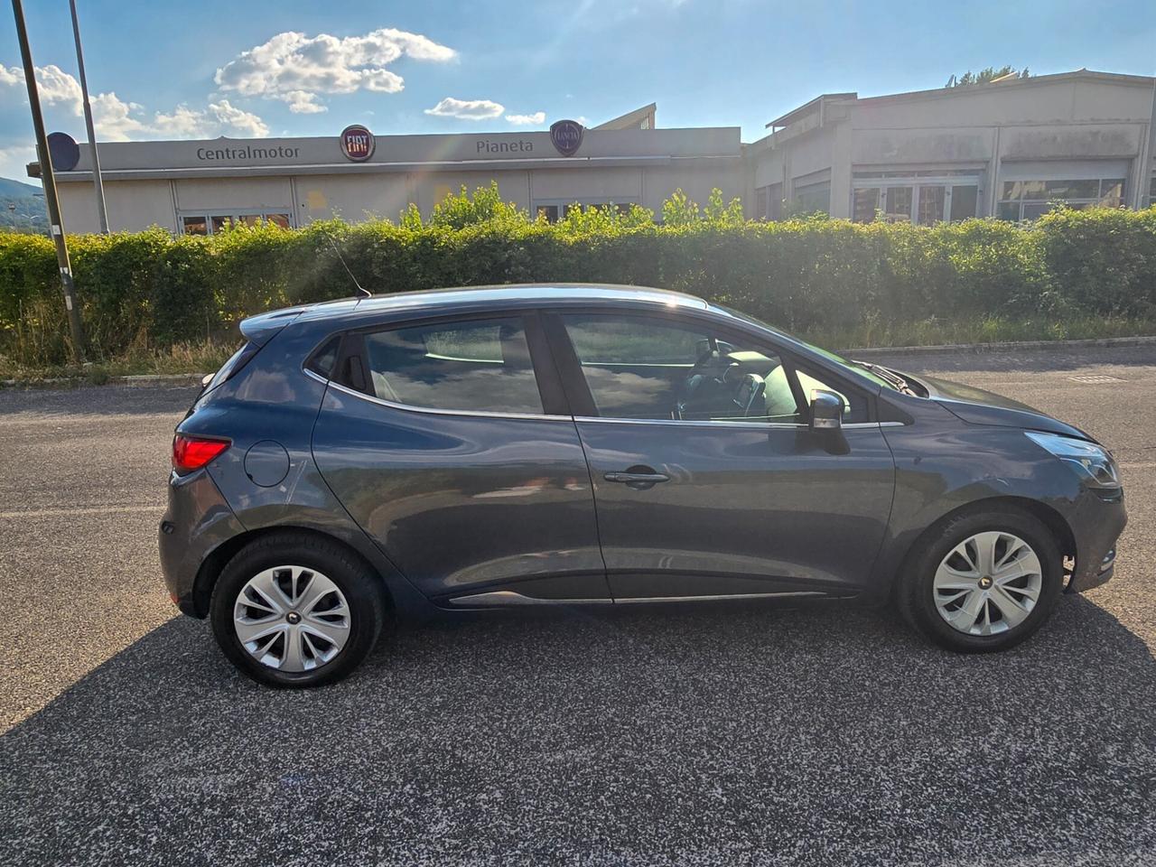 Renault Clio dCi 8V 90 CV EDC Start&Stop 5 porte Energy Duel