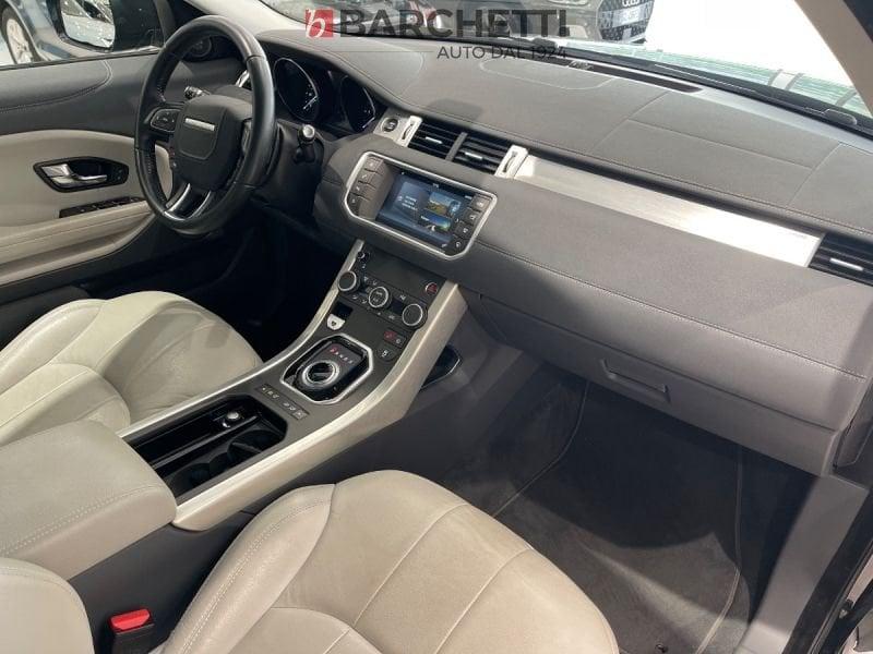 Land Rover Range Rover Evoque 2.0 TD4 150 CV 5P. SE