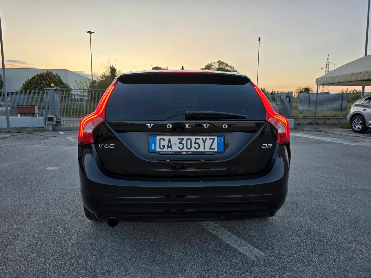 Volvo V60 2.0 d2 Volvo Ocean Race geartronic 120cv