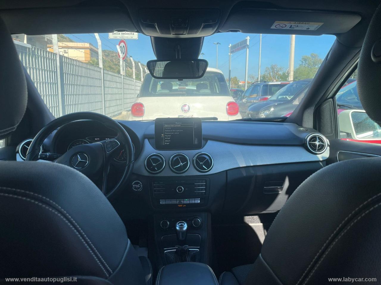 MERCEDES-BENZ B 180 Premium