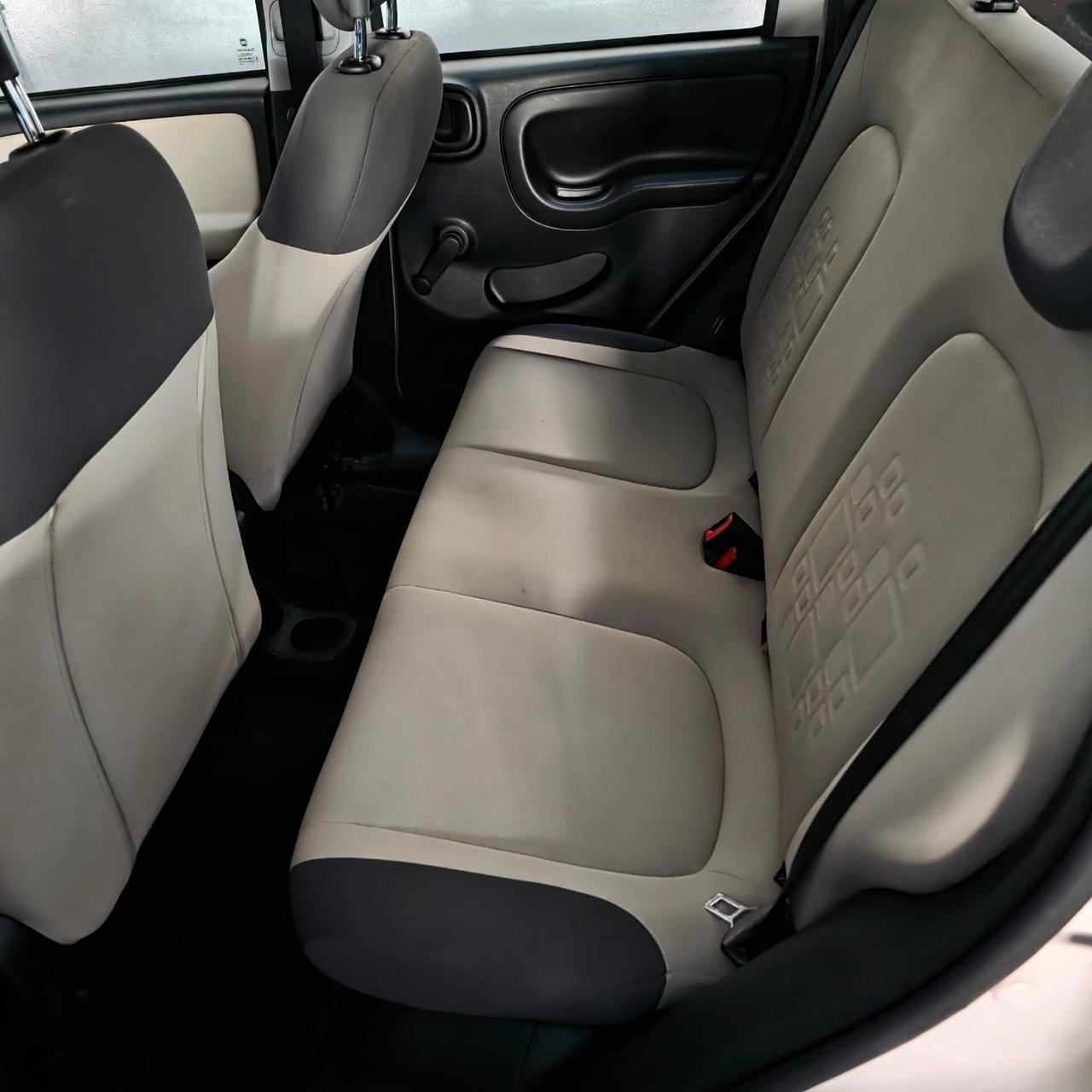 Fiat Panda 1.2 BENZINA NEOPATENTATI