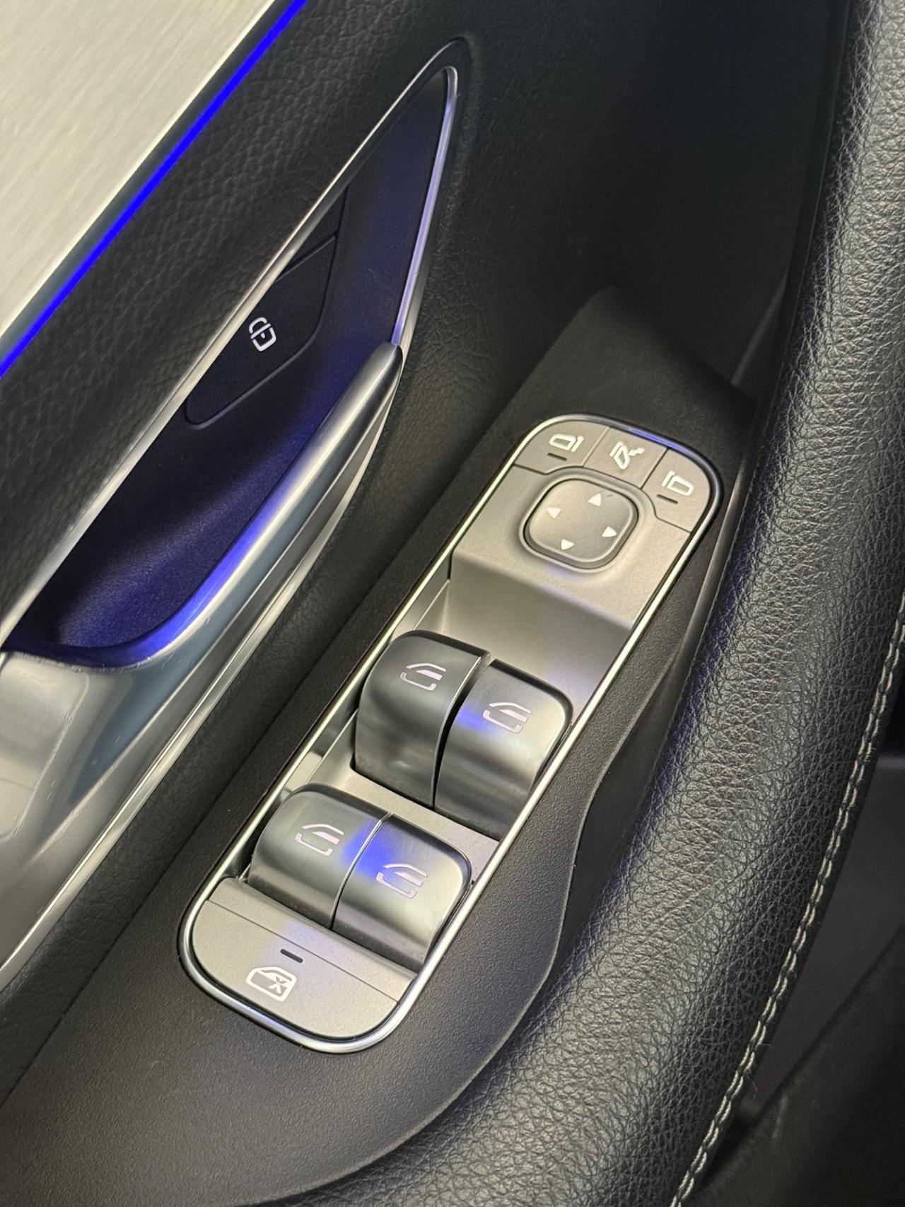 Mercedes GLE 300d Sport 4Matic 245CV Luci Ambient