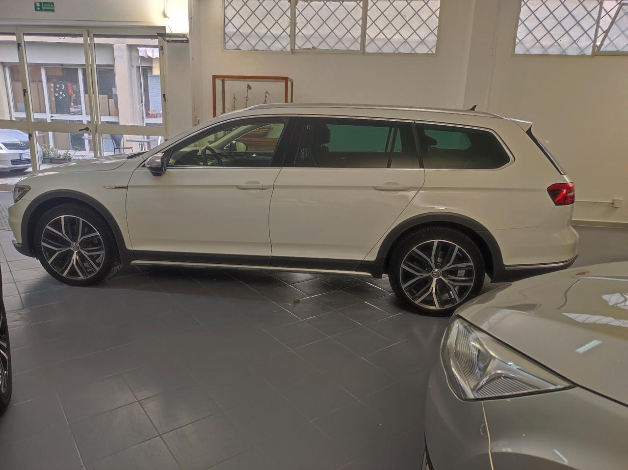 Volkswagen Passat Alltrack 2.0 TDI 190 CV 4MOTION DSG BMT
