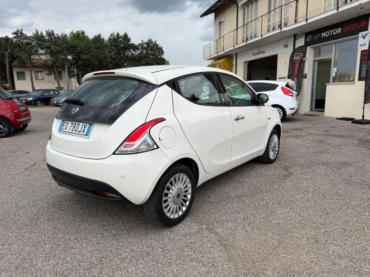 LANCIA Ypsilon 1.3 MJT 95 CV 5p. S&S Gold