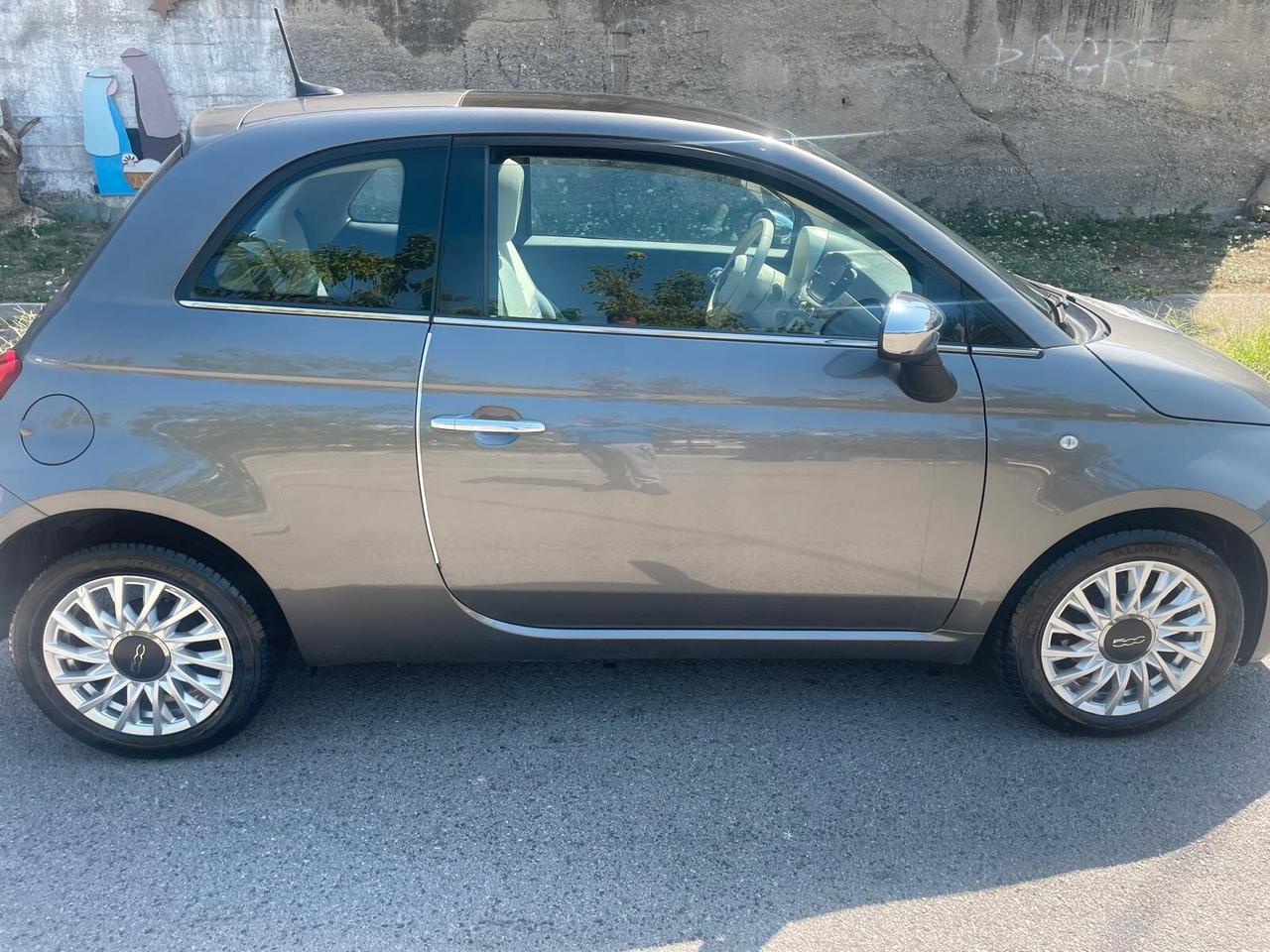 Fiat 500 1.2 Lounge RADIO 7"