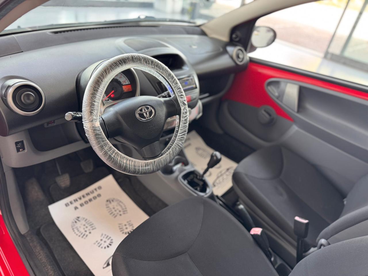 Toyota Aygo 1.0 12V VVT-i 3 porte Sol