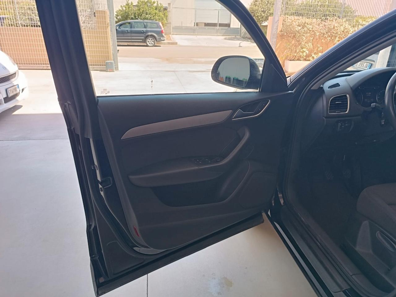 Audi Q3 2.0 TDI Business Plus