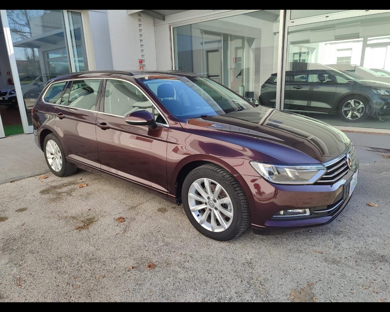 VOLKSWAGEN Passat Business Variant 1.6 TDI Trendline BlueMotion Tech.