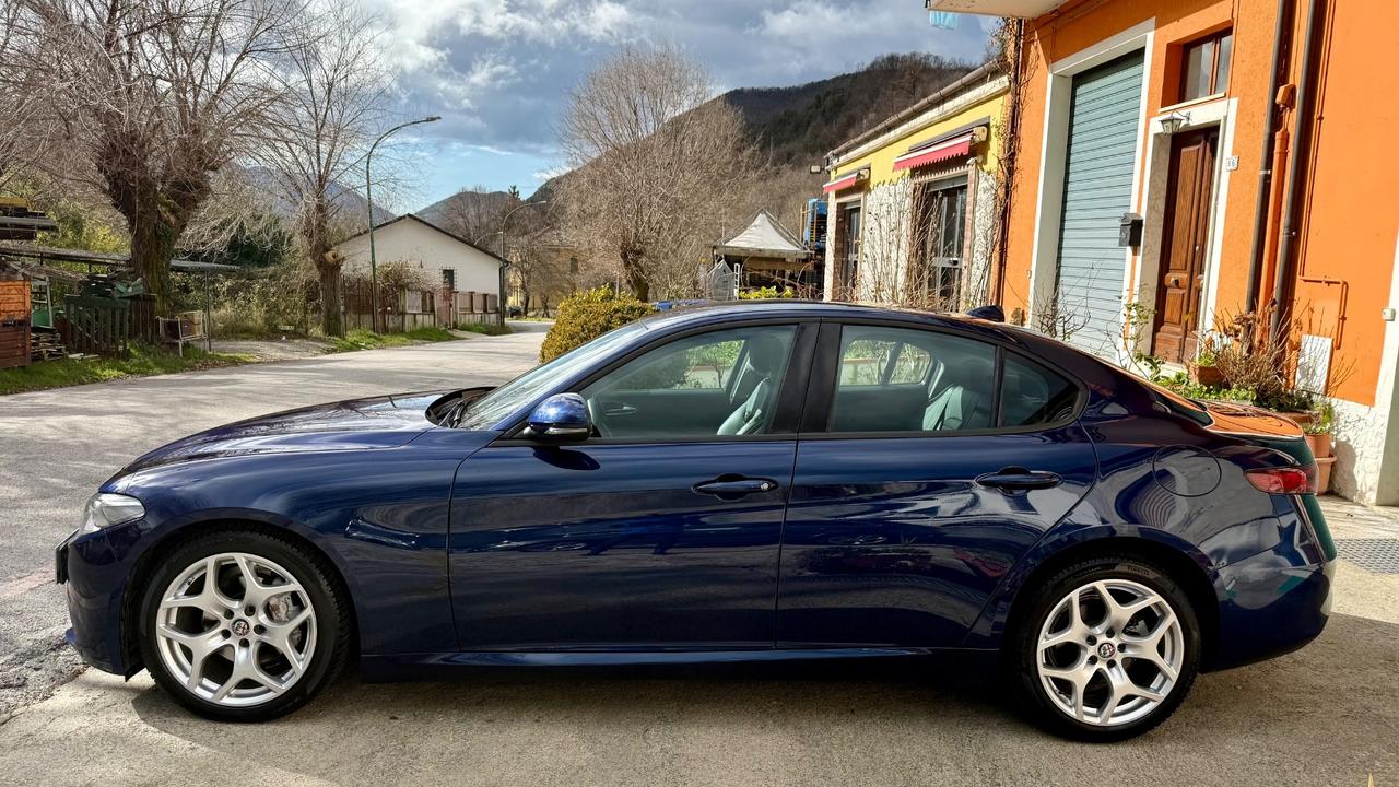 Alfa Romeo Giulia 2.2 Turbodiesel 160 CV AT8 Executive