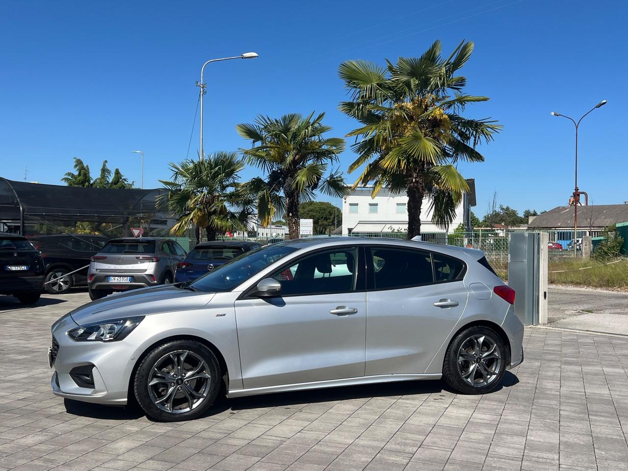 Ford Focus 1.5 EcoBlue 120 CV 5p. ST-Line FINANZIABILE