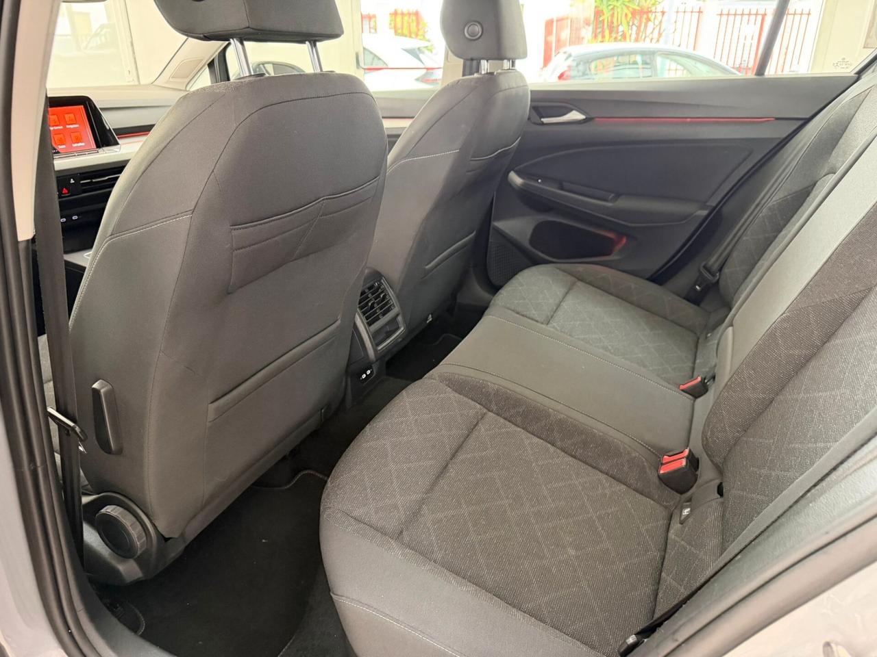 Volkswagen Golf 2.0 TDI 150 CV DSG SCR Style