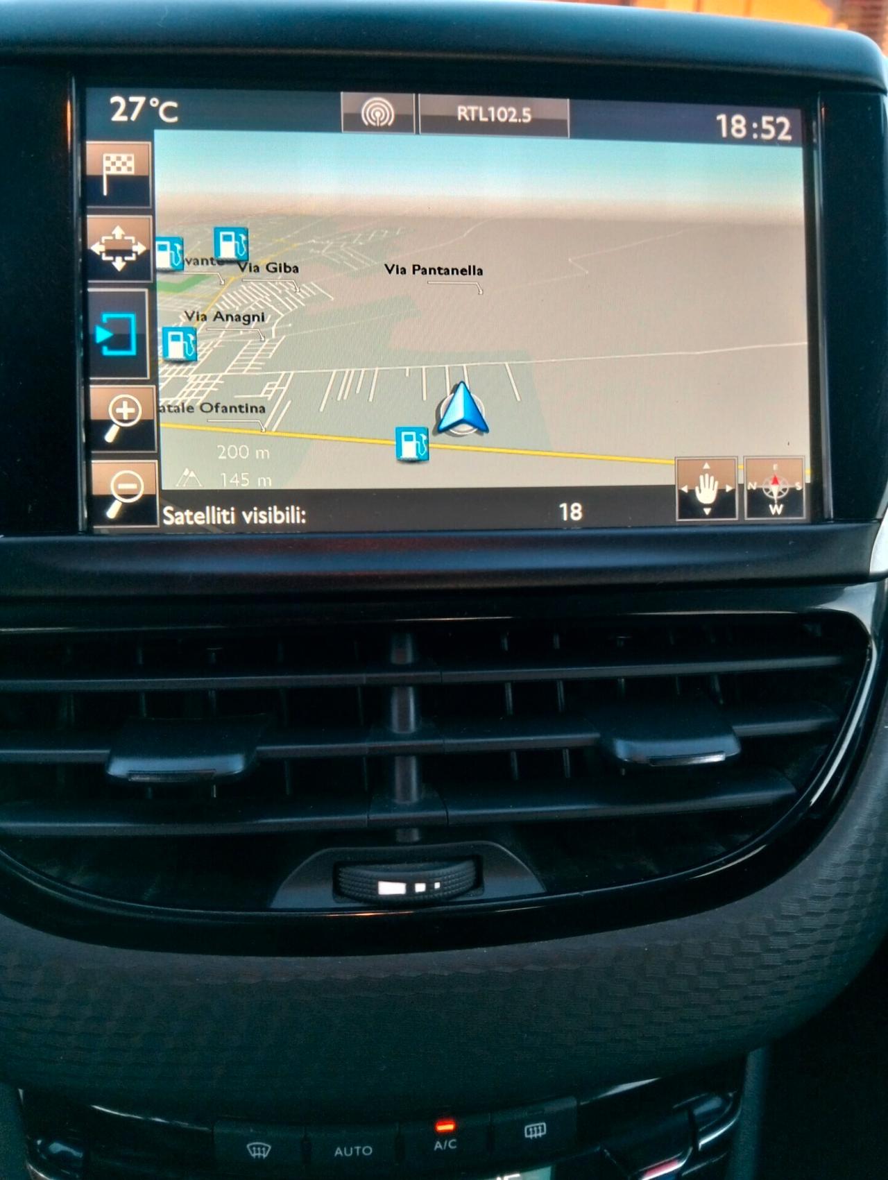 Peugeot 2008 BlueHDi 100 Allure