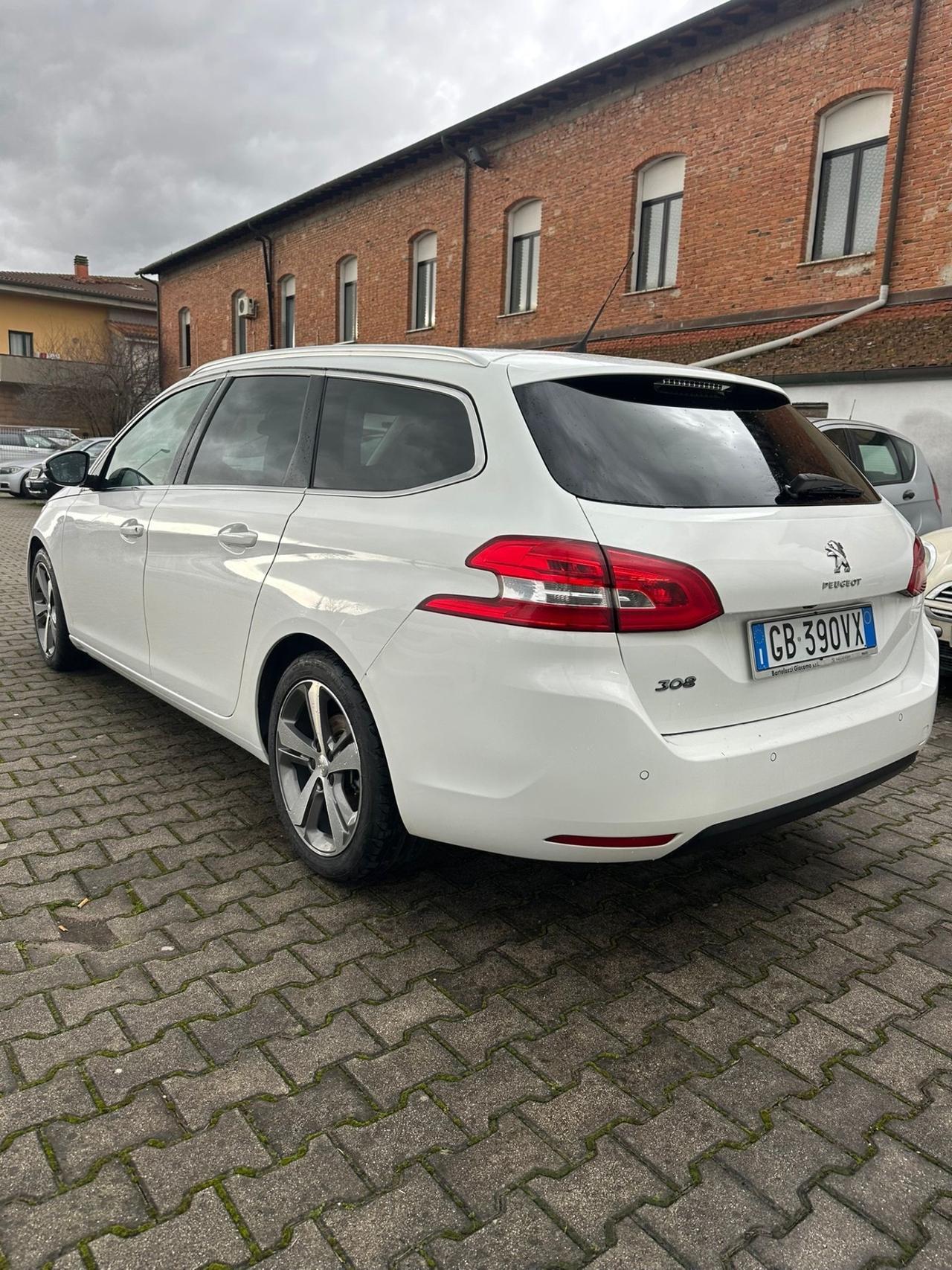 Peugeot 308 BlueHDi 130 S&S SW GT Line