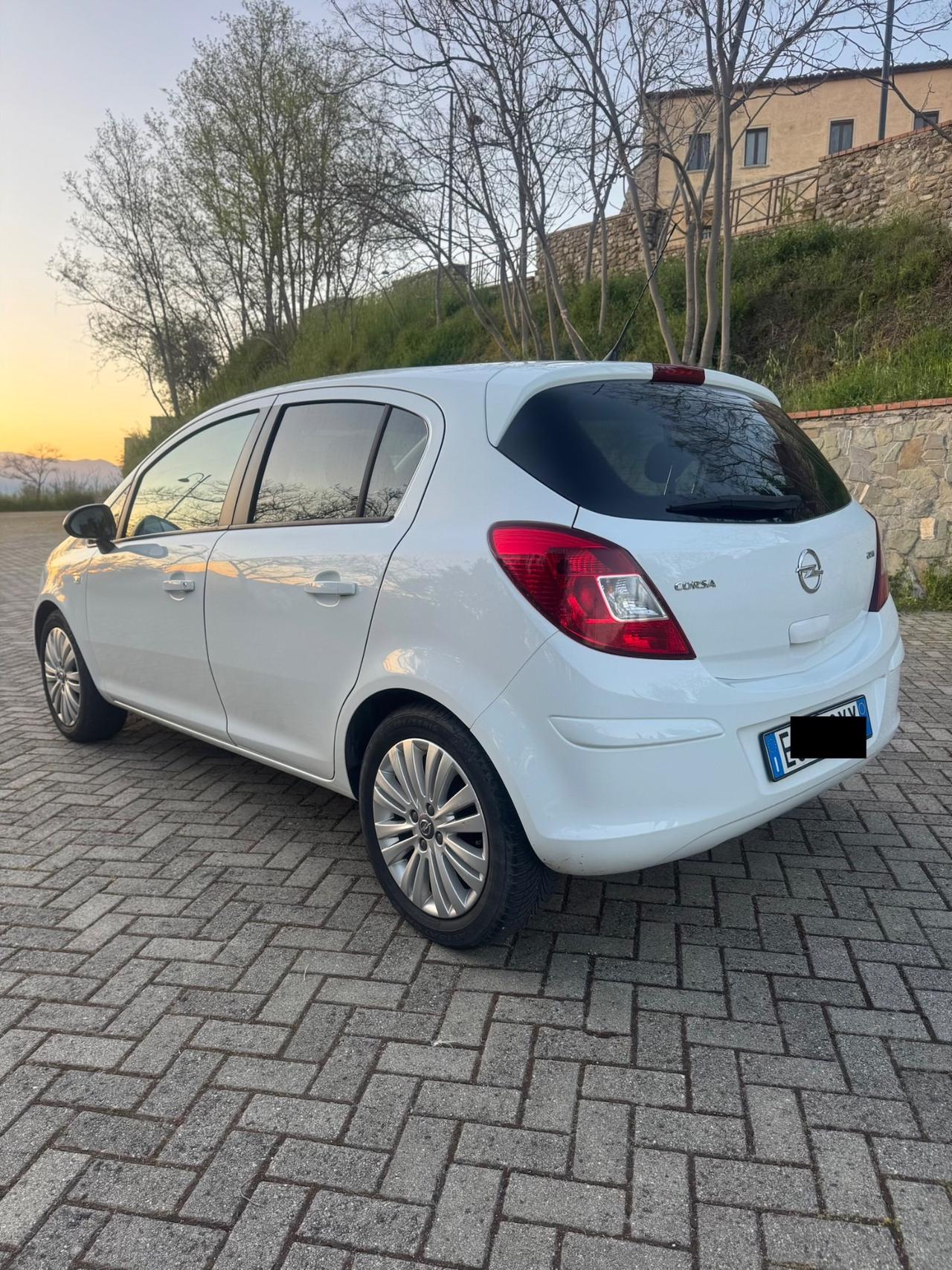Opel Corsa 1.3 Multijet 75Cv 2011