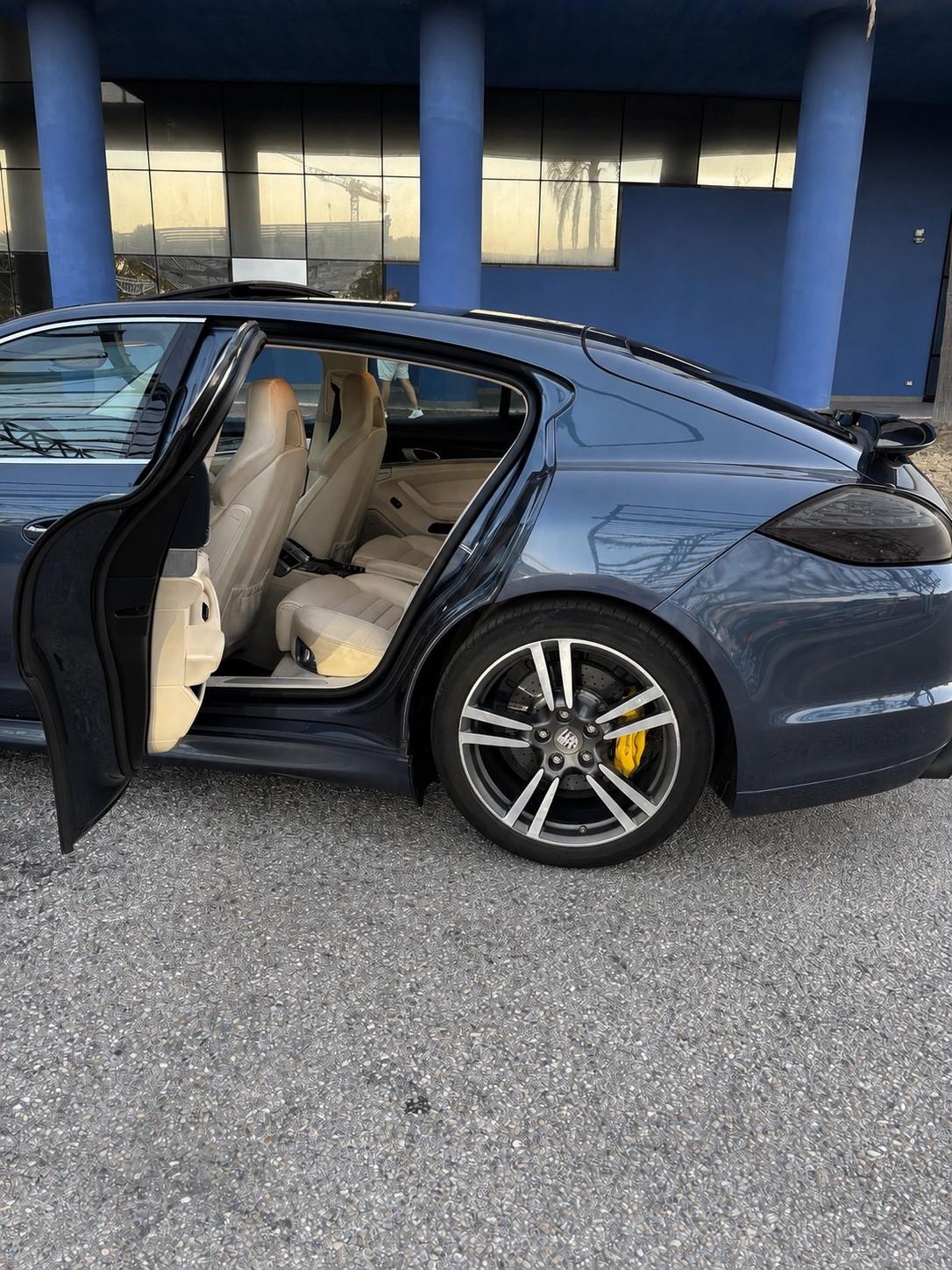 Porsche Panamera 4.8 TURBO S V8 500CV