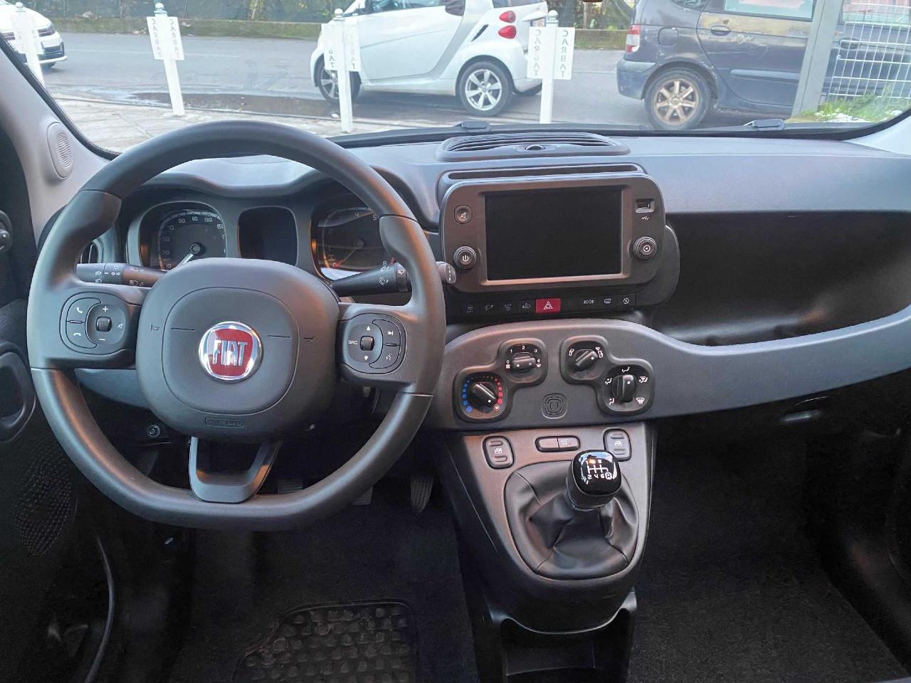 FIAT Panda 1.0 firefly hybrid Cross s&s 70cv 5p.ti