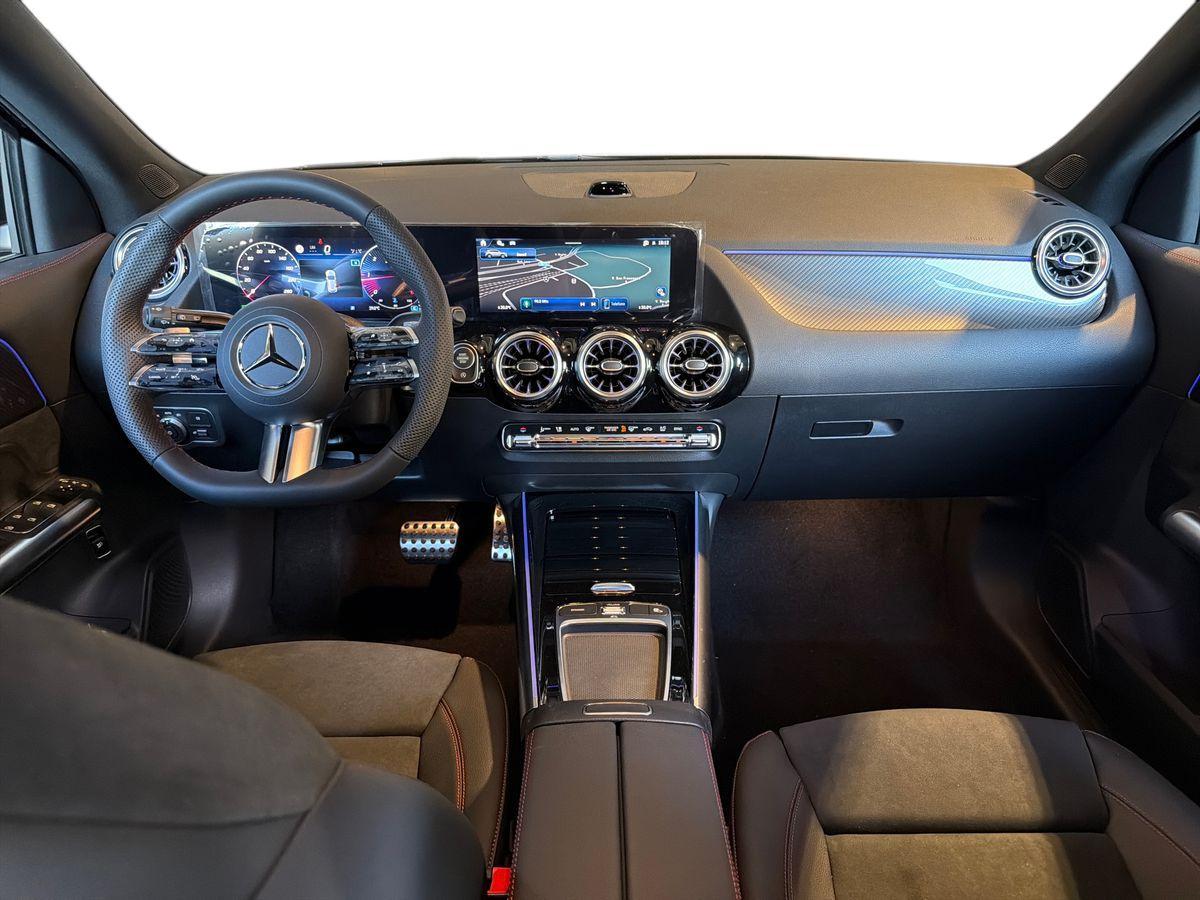 Mercedes-Benz GLA 200 d 4MATIC