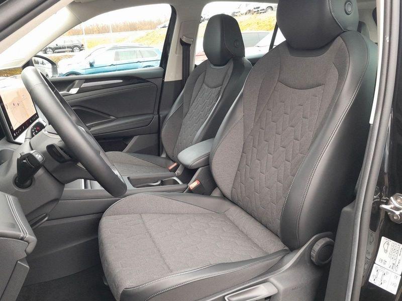 Volkswagen Tiguan 2.0 TDI 150 CV EVO SCR DSG Life Nuovo Modello Led 18" Cockpit