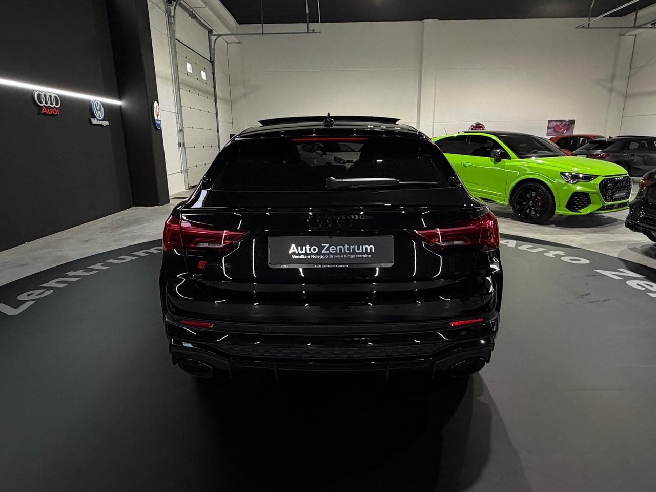 Audi Q3 RS quattro S tronic