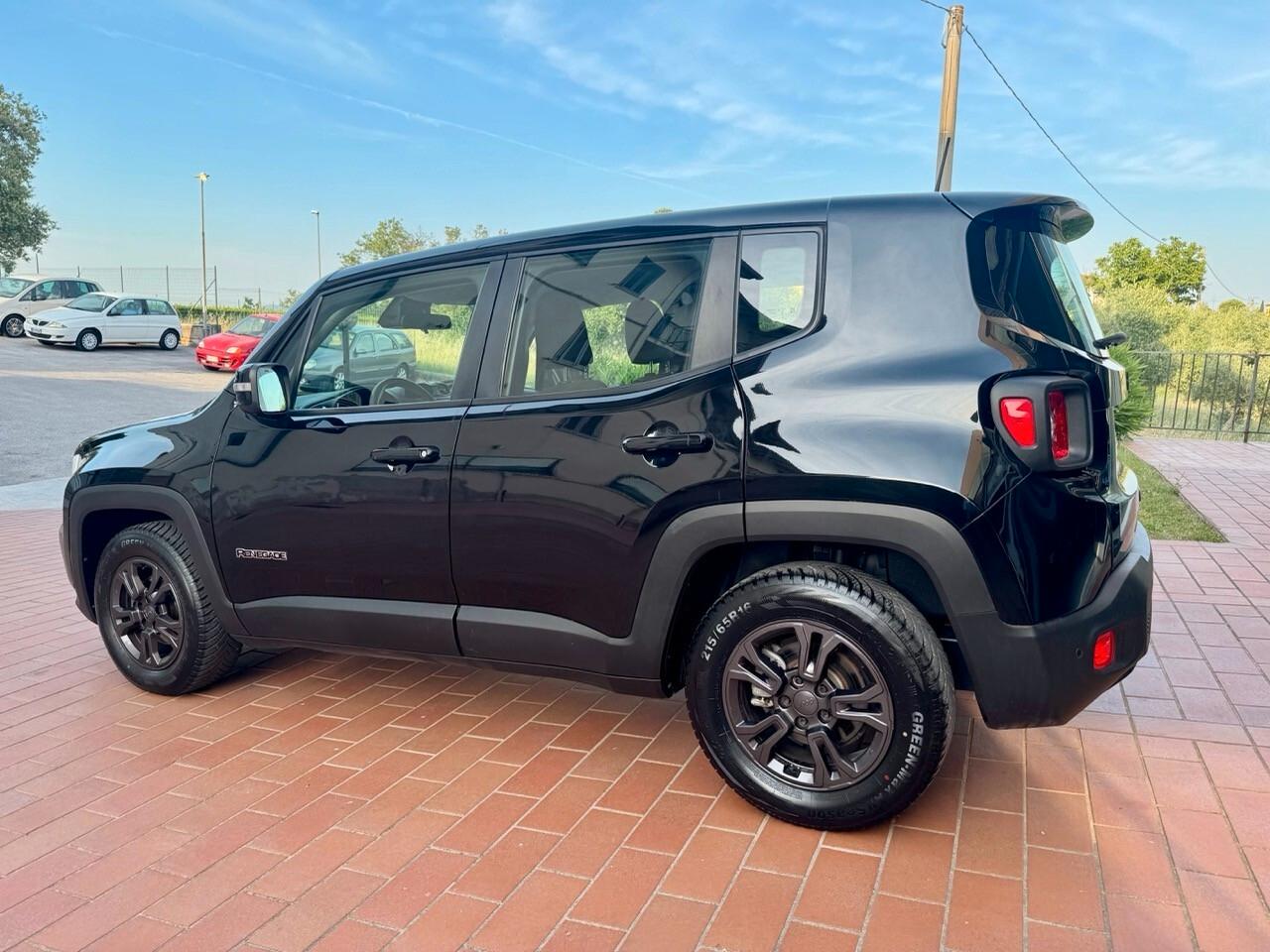 Jeep Renegade 1.6 Mjt TOTAL BLACK soli 72000 KM da 180mese