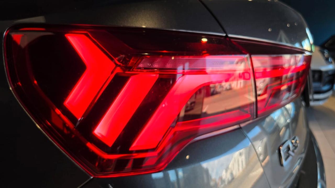 Audi Q3 40 TDI quattro S tronic line edition