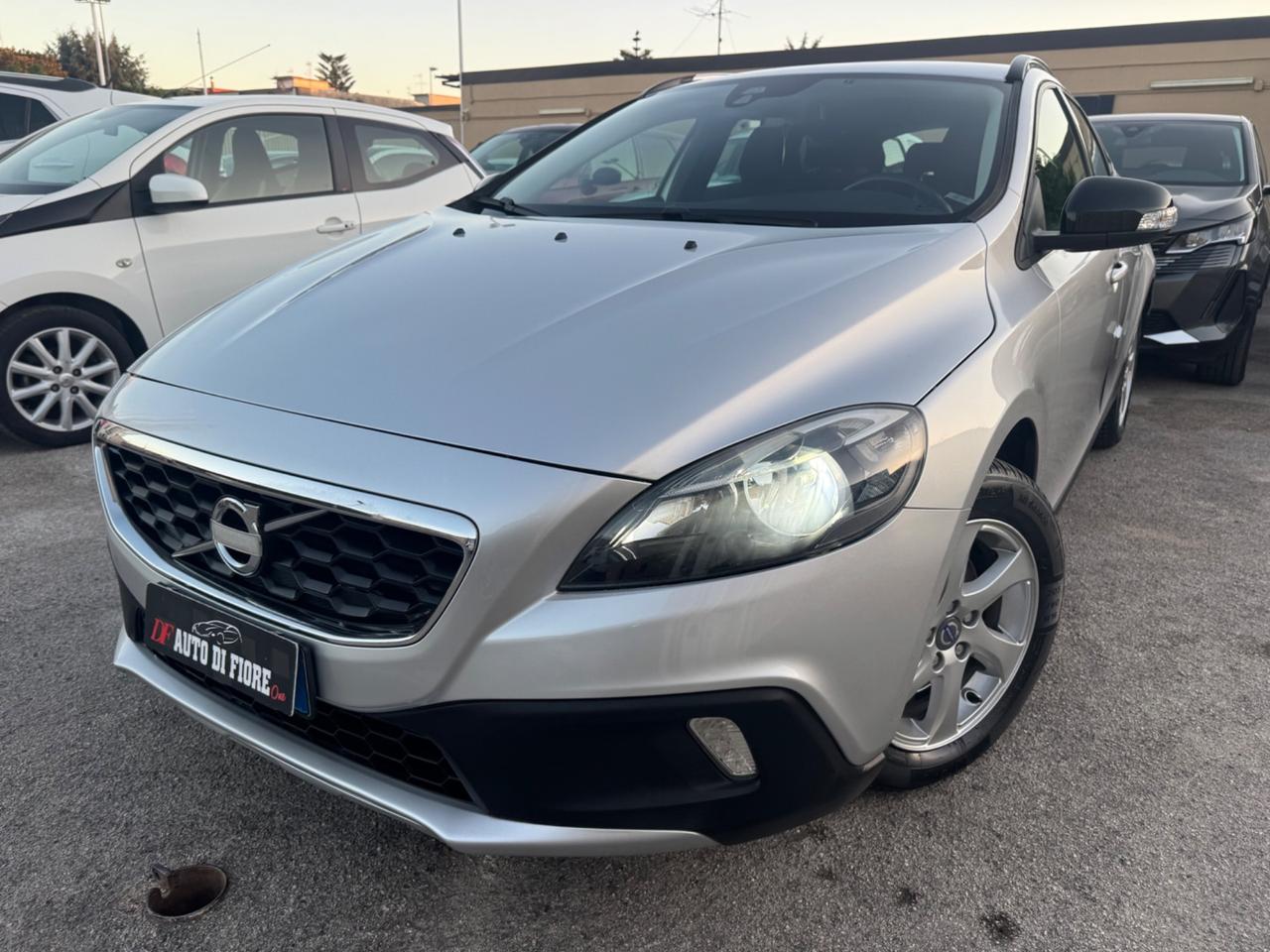 Volvo V40 Cross Country D2 1.6 diesel 115Cv NAVI