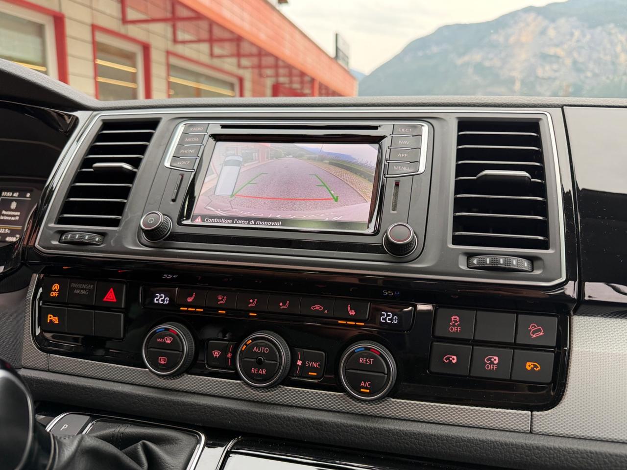 Volkswagen Multivan T6 - DSG 4x4 BULLI FULL