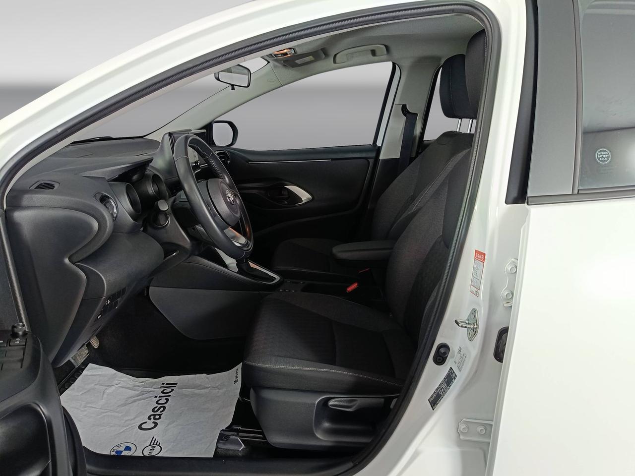 TOYOTA Yaris IV 2020 - Yaris 1.5h Trend