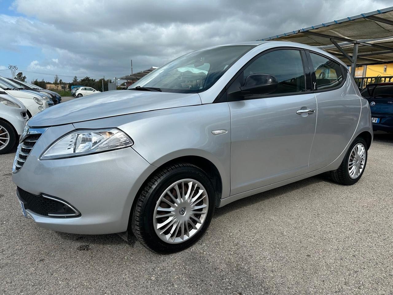 Lancia Ypsilon 1.3 MJT