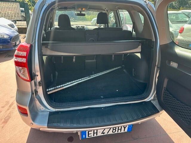 Toyota RAV 4 RAV4 Crossover 2.2 D-4D 150 CV DPF Exclusive
