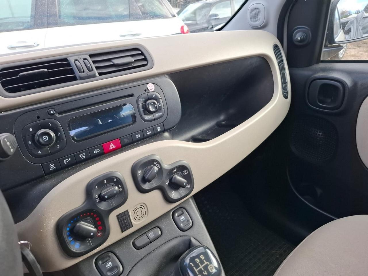 FIAT PANDA 0.9 2015 INCIDENTATA MARCIANTE