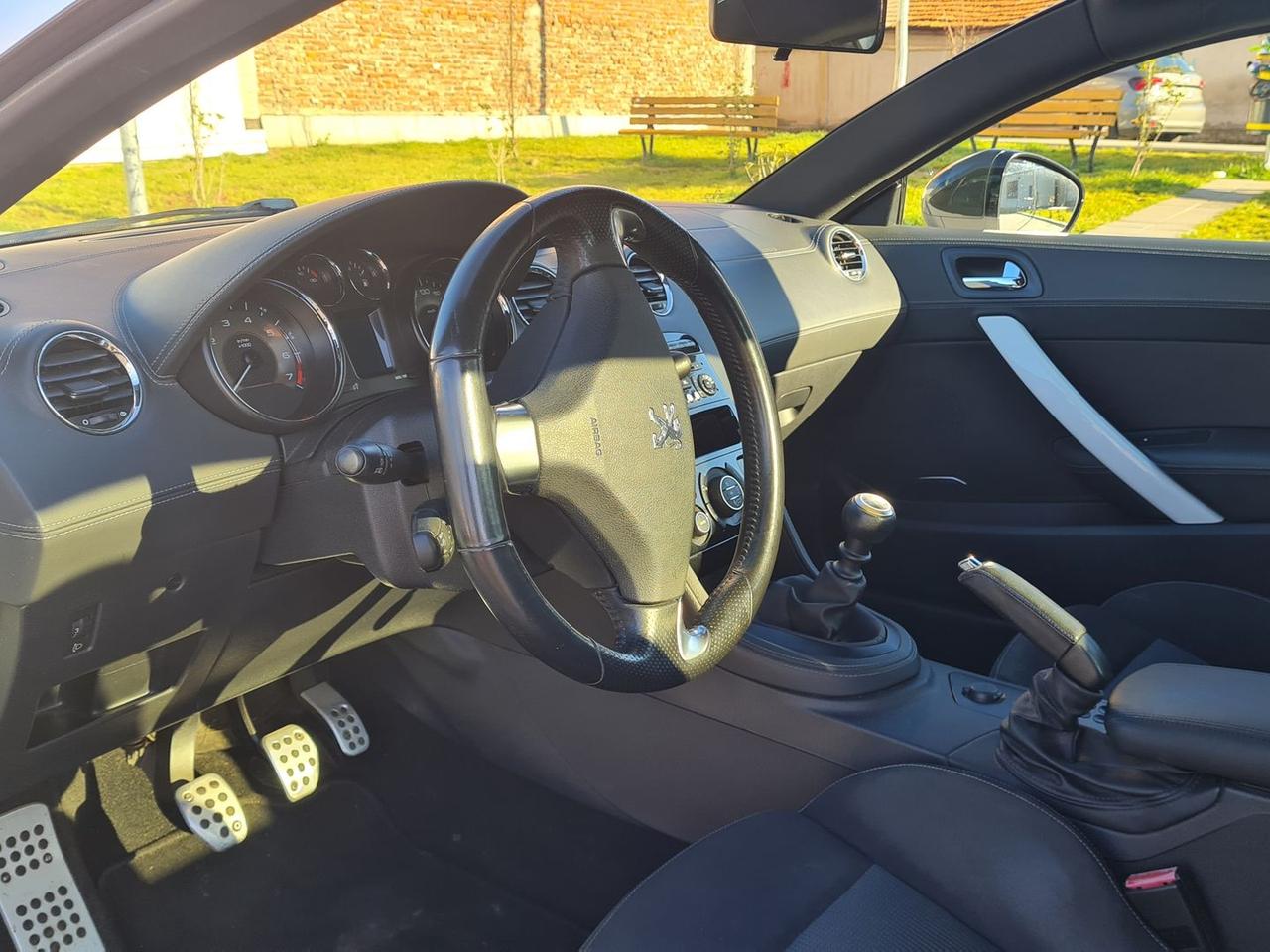 Peugeot RCZ 1.6 155 THP Black Yearline #8249