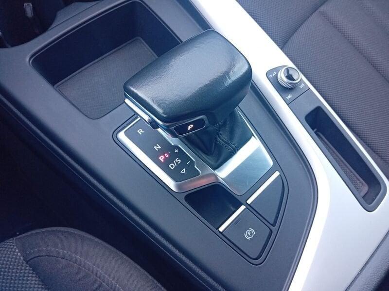 Audi A4 A4 Avant 35 TFSI S tronic Business Advanced