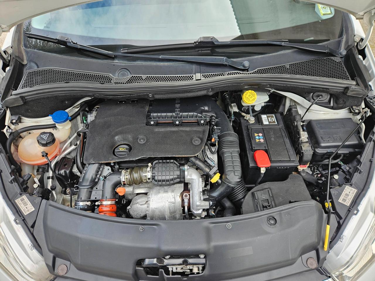 Peugeot 208 BlueHDi 75 5 porte Allure