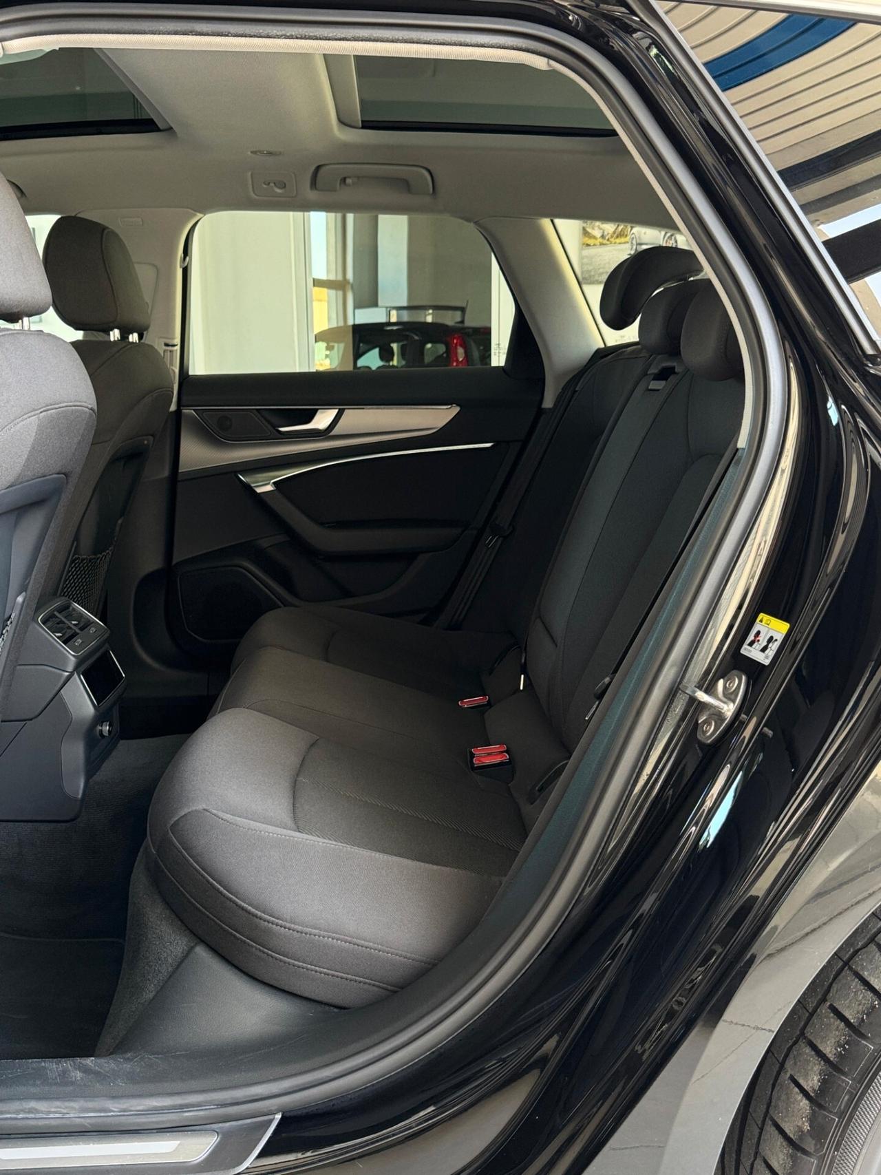 Audi A6 Avant 35 TDI S-Tronic S-Line Edition