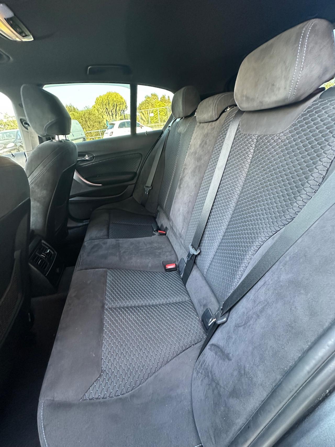Bmw 118 118d 5p. Msport