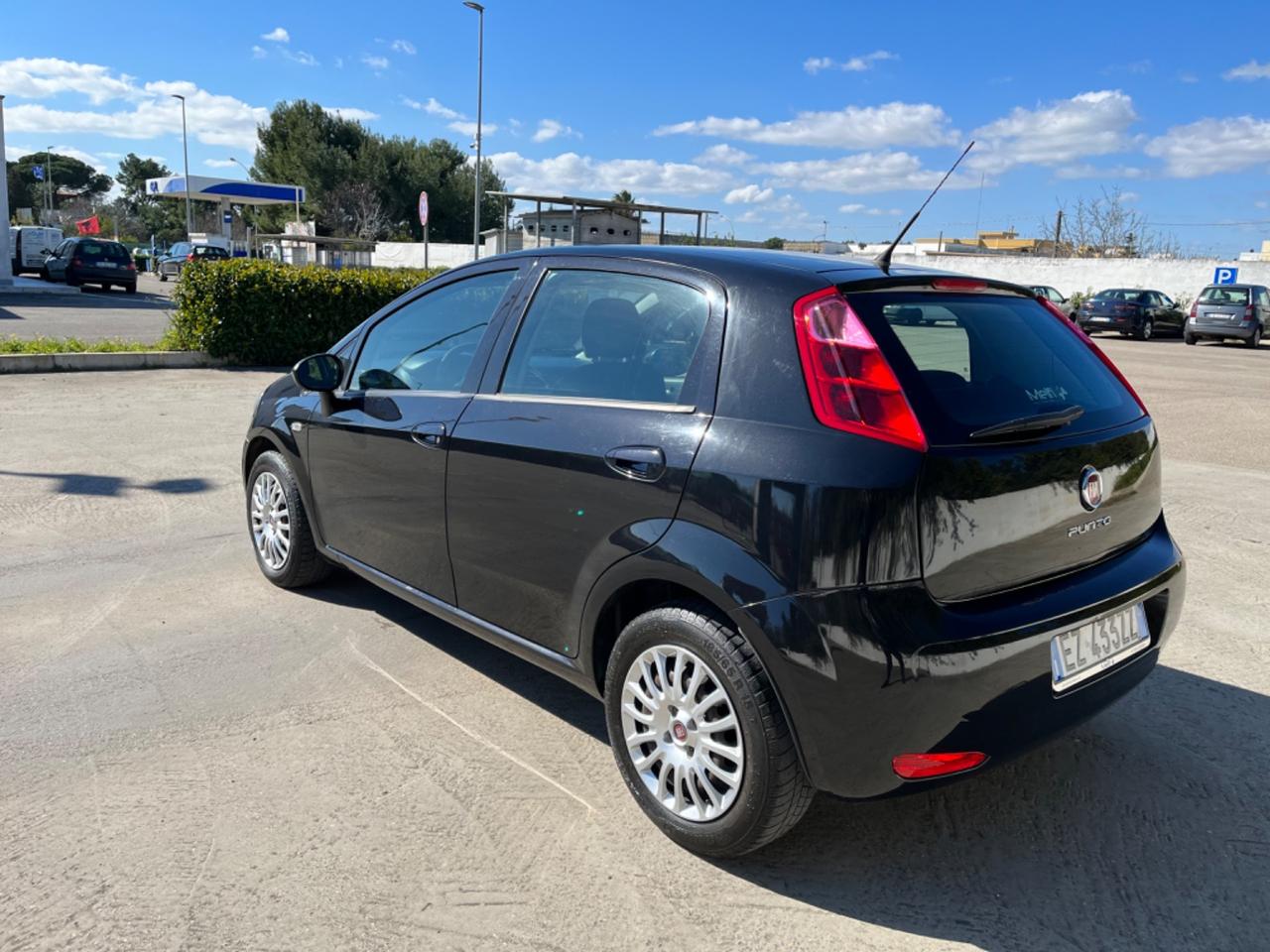 Fiat Punto 1.3 MJT II 75 CV 5 porte Street