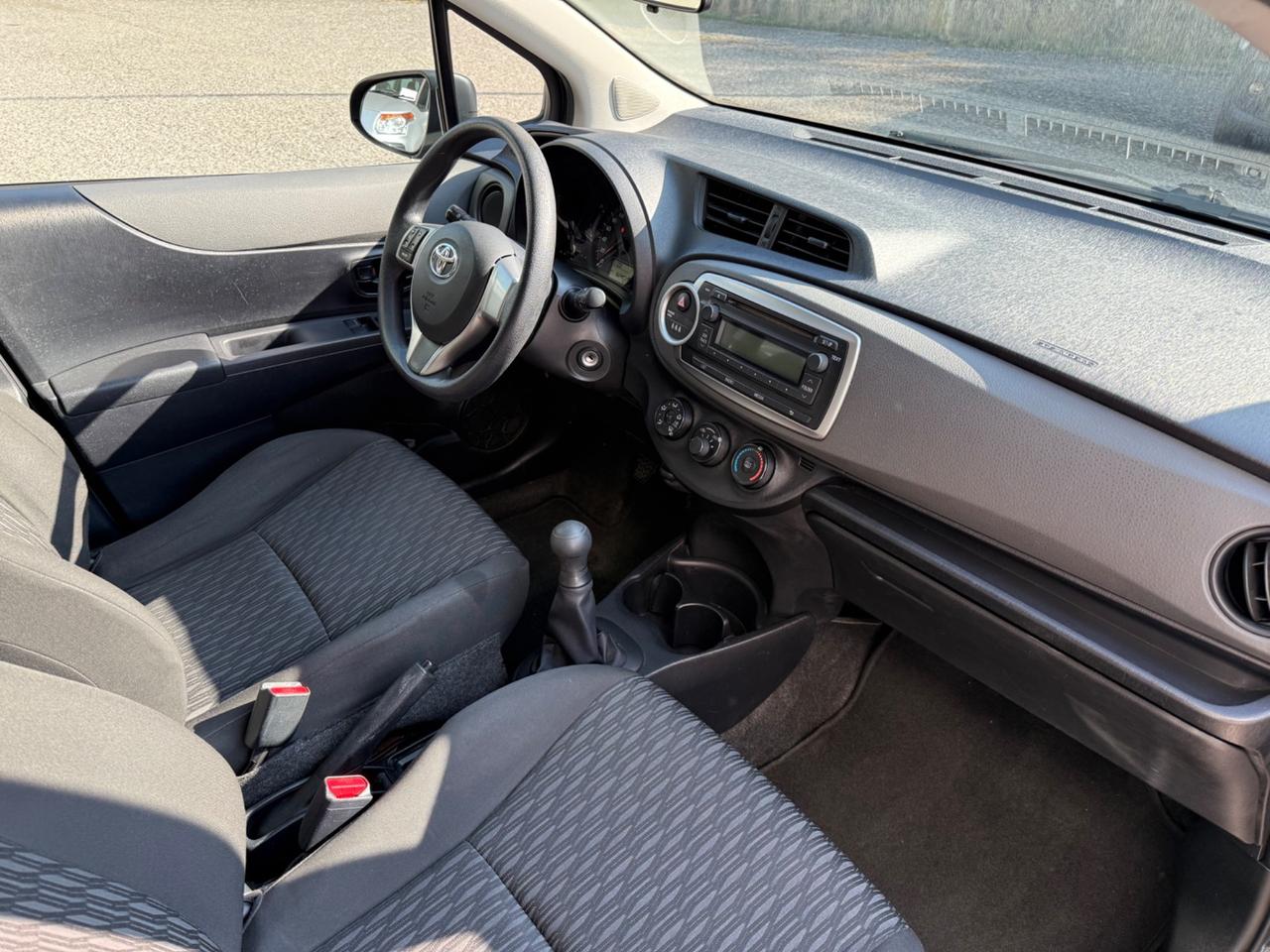 Toyota Yaris 1.0 5 porte Lounge