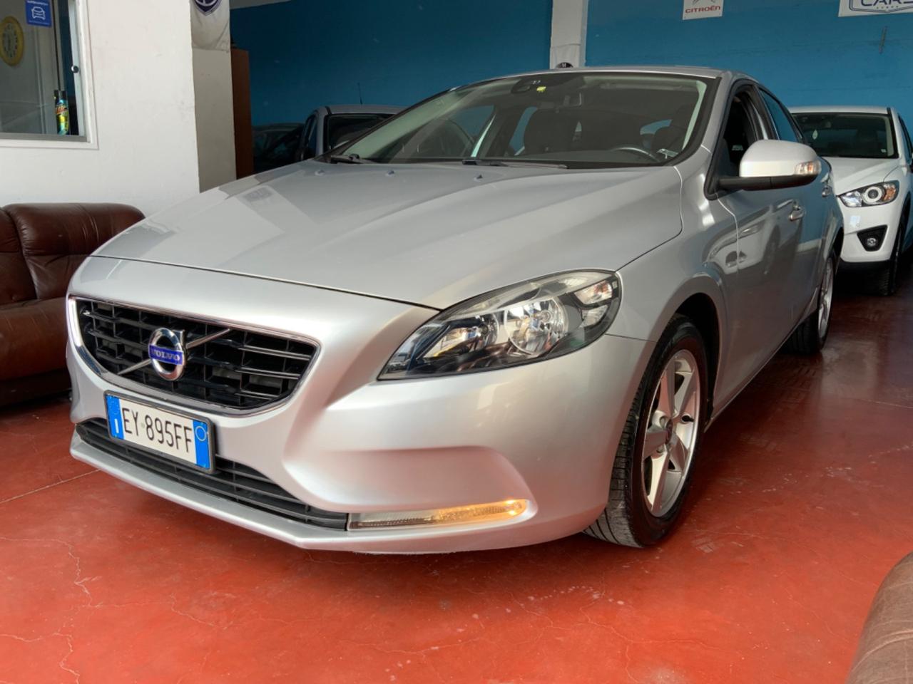 Volvo V40 D3 Momentum