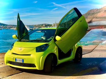 Toyota iQ 1.0 ACCESSORIATA STILE LAMBORGHINI PORTE ALI DI GABBIANO PERMUTE 3336121884