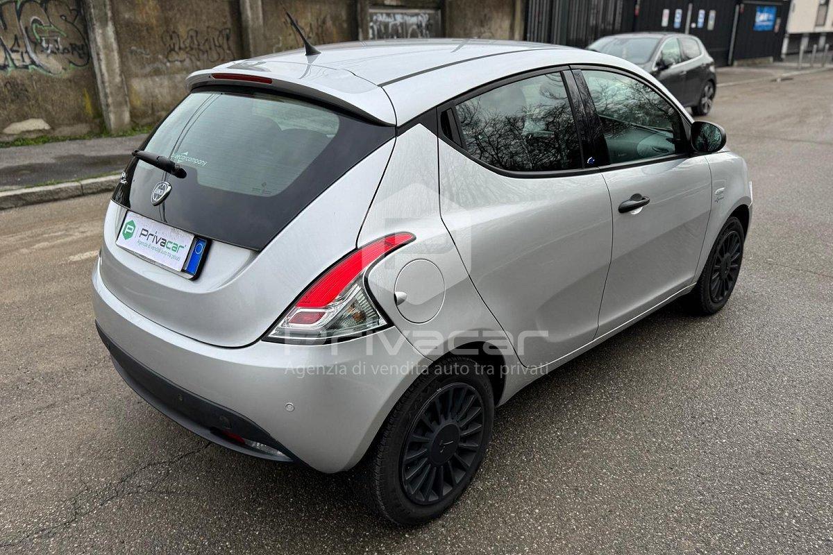 LANCIA Ypsilon 1.2 69 CV 5 porte GPL Ecochic Elefantino Blu