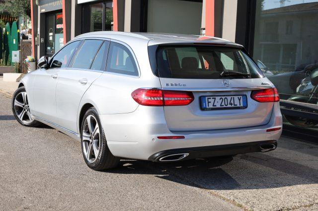 MERCEDES-BENZ E 220 d S.W. 4Matic Auto LED Luci AMBIENT Camera ACC Rad