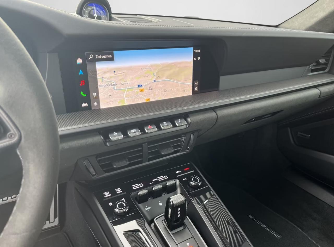 Porsche 911 Coupe 3.6 Carrera GTS Hybrid