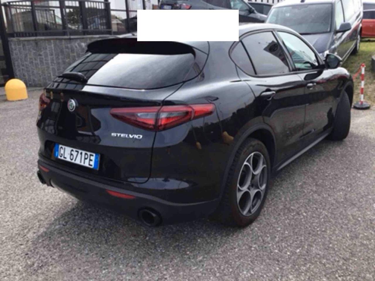 ALFA ROMEO STELVIO 2.2 TURBODIESEL 190CV AT8 Q4 SPRINT ( BIXENO - PADDLE AL VOLANTE - ACTIVE CRUISE - NAVI - MIRROR - PDC - TELECAMERA POST. - CERCHI 18 )