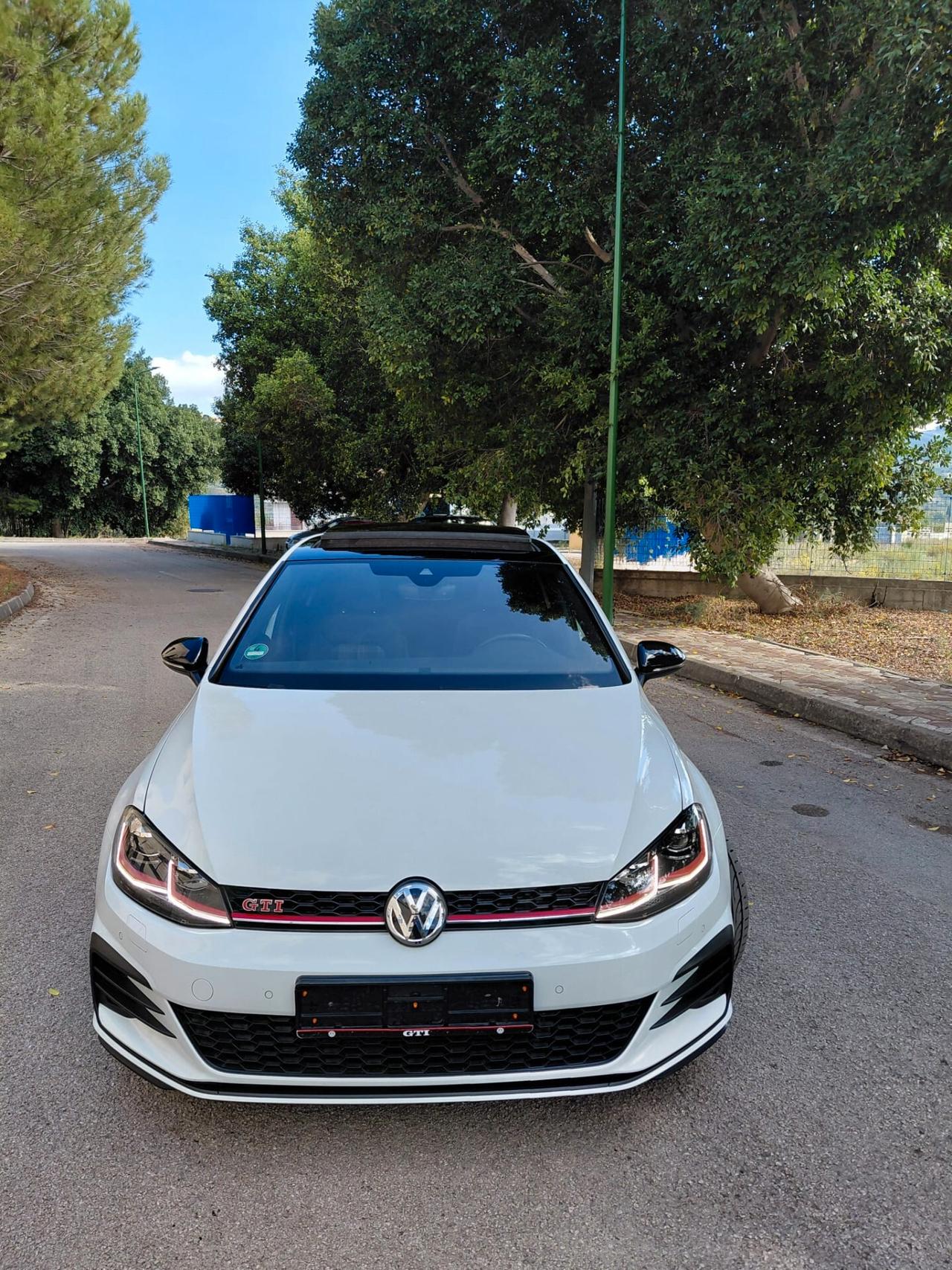 Volkswagen Golf GTI Performance 2.0 245 CV TSI DSG 5p. BMT