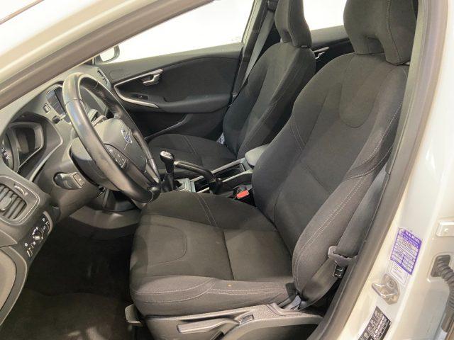 VOLVO V40 D2 1.6 SUMMUN