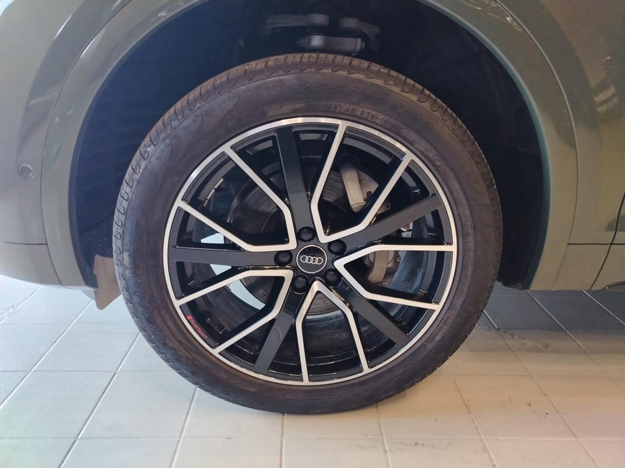 AUDI Q5 2ª serie Q5 SPB 40 TDI quattro S troni...